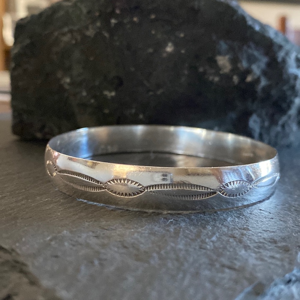 Sterling silver bangle